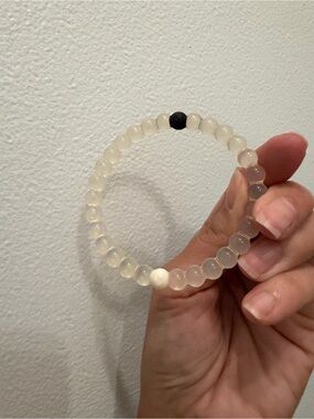 Lokai Bracelet (medium)